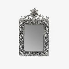Photo frame with flower on top