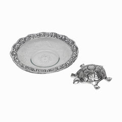 Tortoise with plate