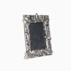 Photo frame with butterfly design carving