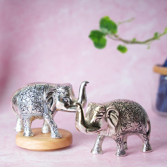 ELEPHANT PAIR SHOWPIECE