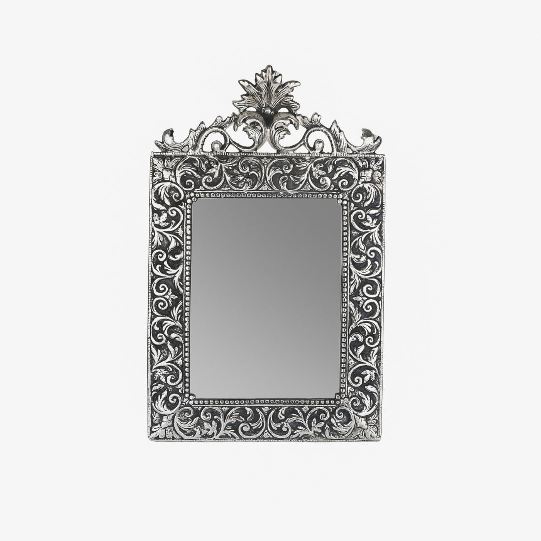 Photo frame with flower on top