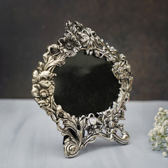 OVAL PHOTO FRAME WITH STONES STYLES CARVING