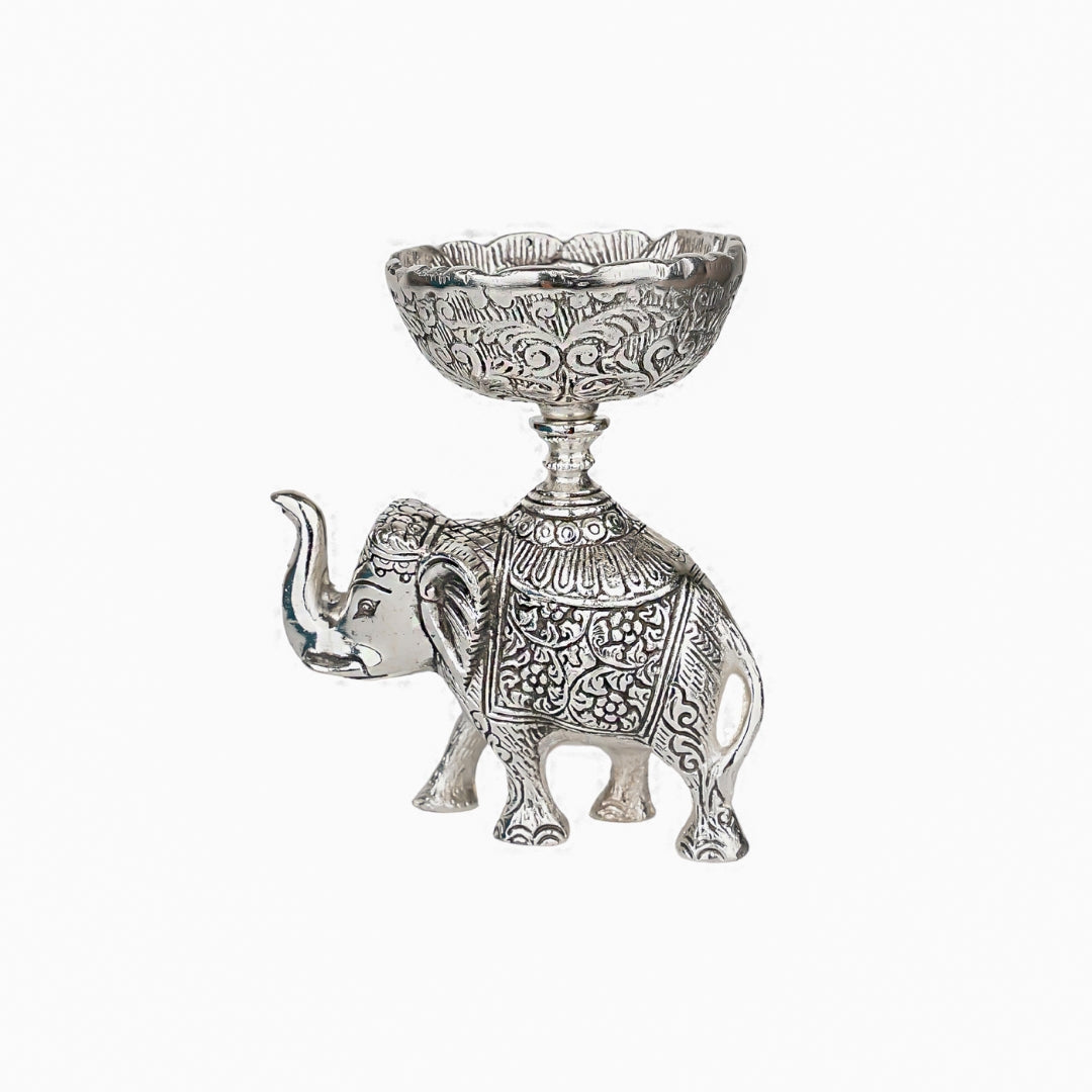 ELEPHANT WITH BOWL ON TOP