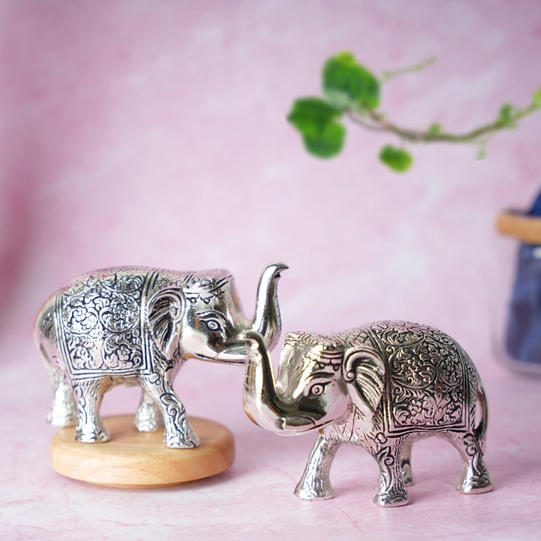 ELEPHANT PAIR SHOWPIECE