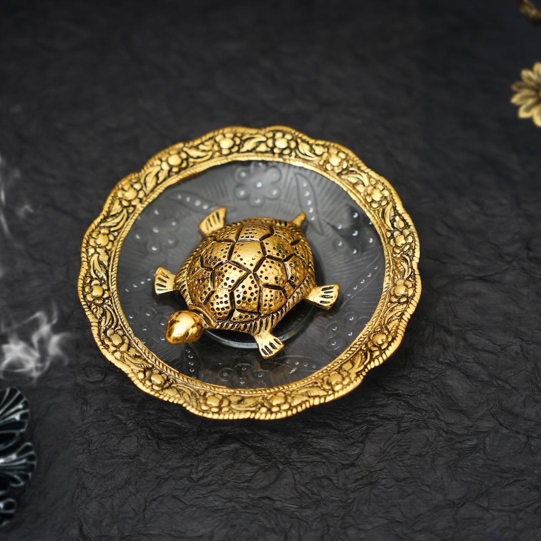 GOLDEN TORTOISE WITH PLATE