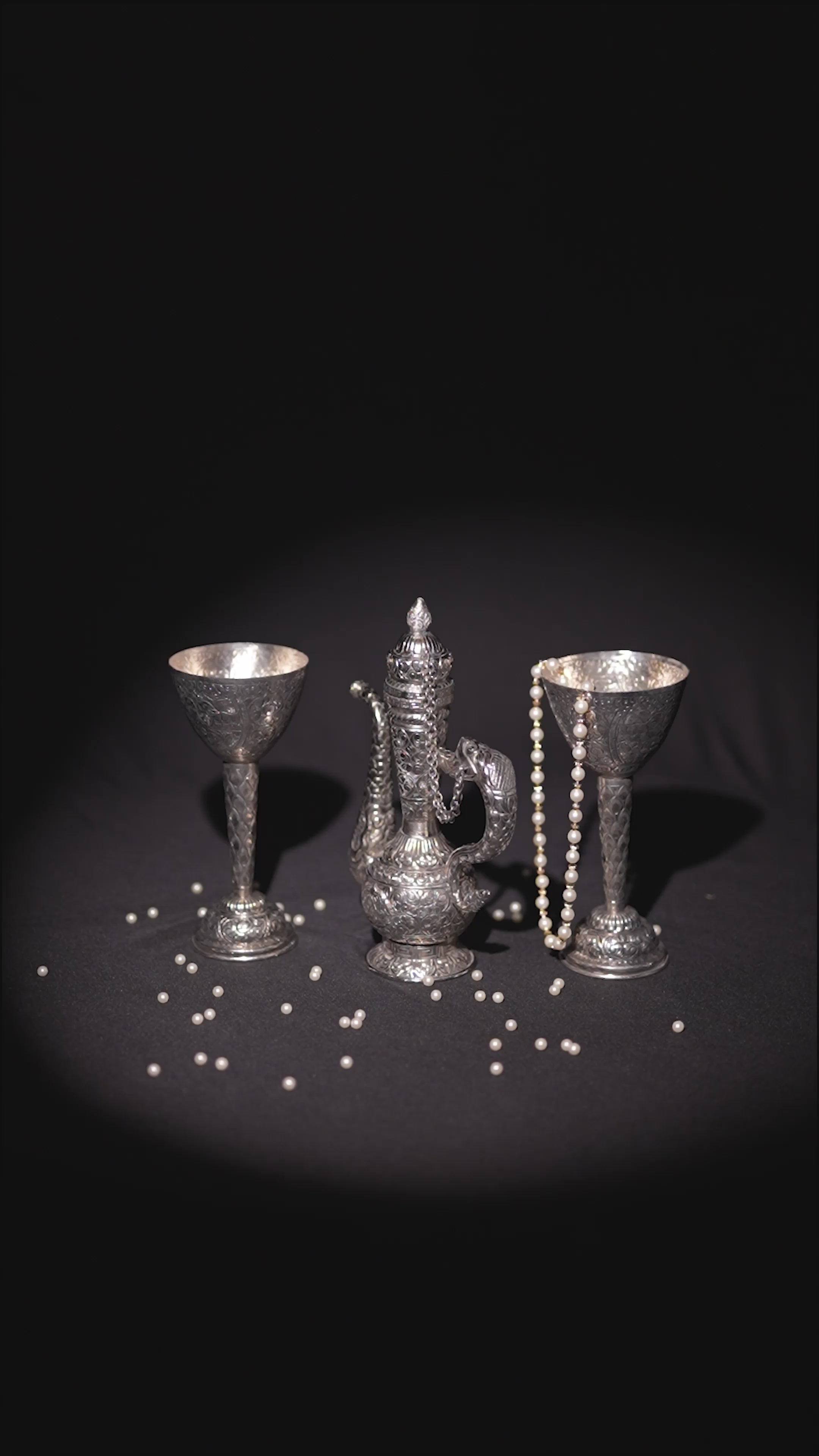 HERITAGE ENGRAVED SURAHI WITH WINE GOBLETS